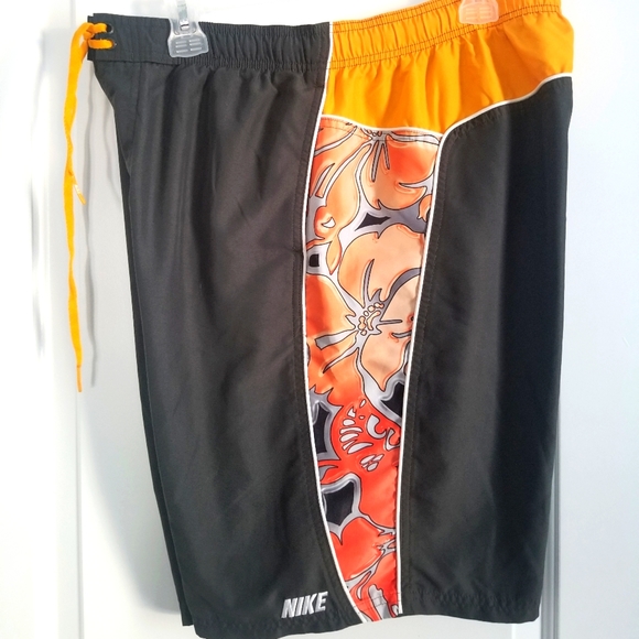 Vintage Nike Swimtrunks - Picture 6 of 7